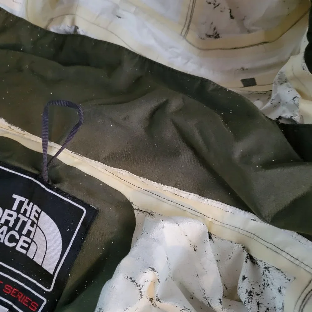 The North Face Summit Series Shell Water Jacket Olive Green Sample Size Medium - Picture 9 of 9